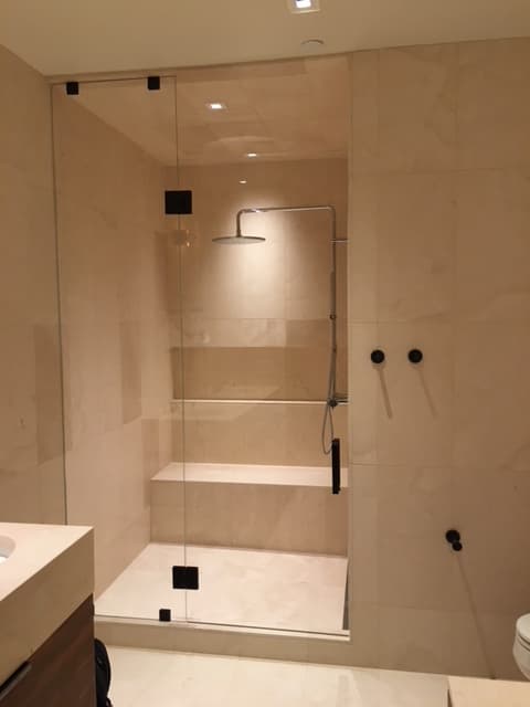 Emergency glass repair